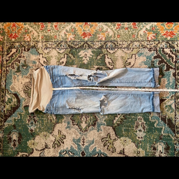 Maternity Jeans! Loved em, but all done with them now. - Picture 2 of 4